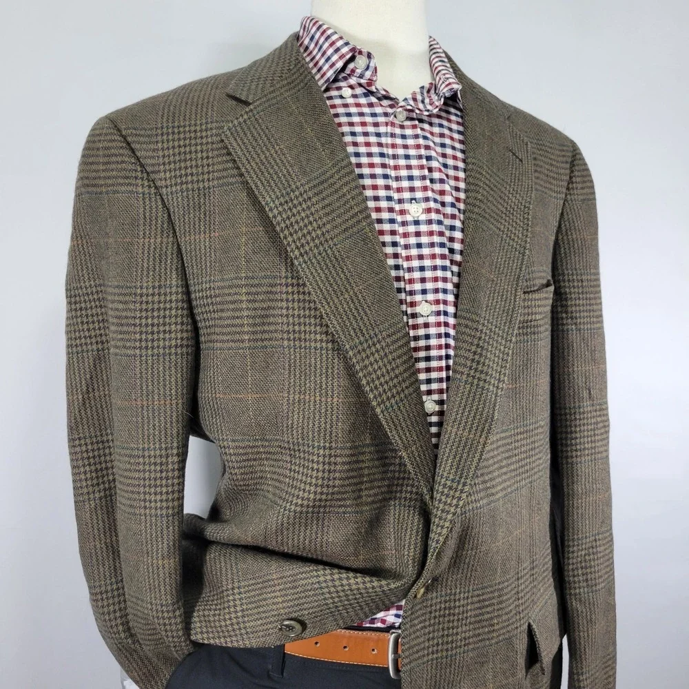 VTG JOS A BANK Men's Sport Coat Blazer Two Button Brown Plaid Wool Size 46R‎